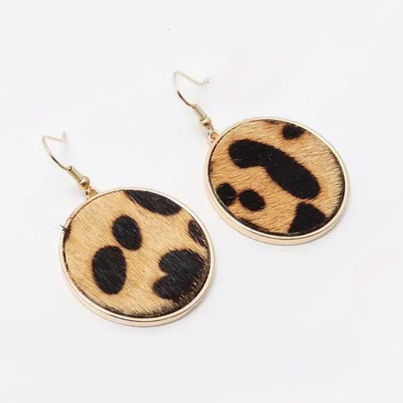 Lulu's Pony Hair Leopard Circle Drop Earrings - Picture 1 of 3